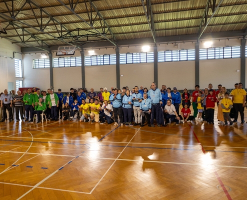 foto de todas as equipas do torneio insterinstitucional de boccia
