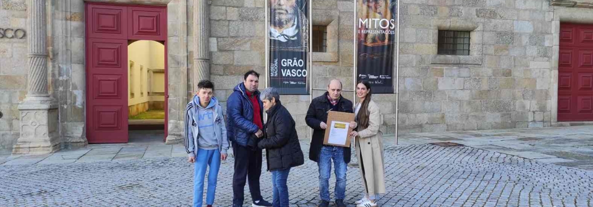 Livro Acessível 550 anos Grão Vasco