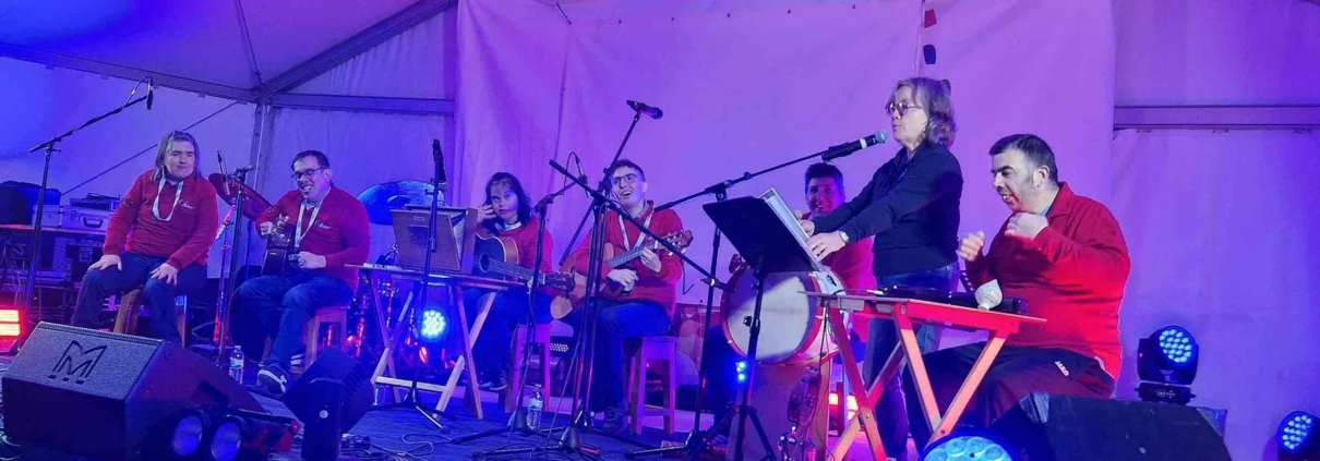 Grupo 6 Cordas atua no Spring Fest em Condeixa