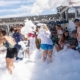 Dia de insufláveis e festa da espuma