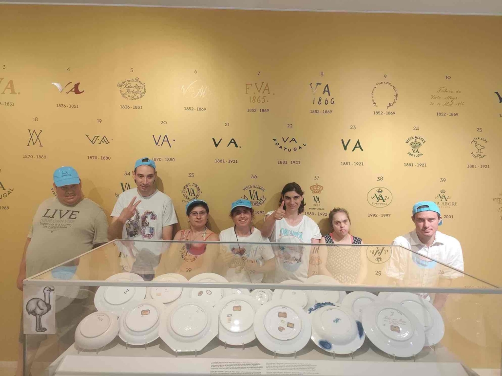 Visita Vista Alegre EVF Clientes do EVF visitam Fábrica da Vista Alegre