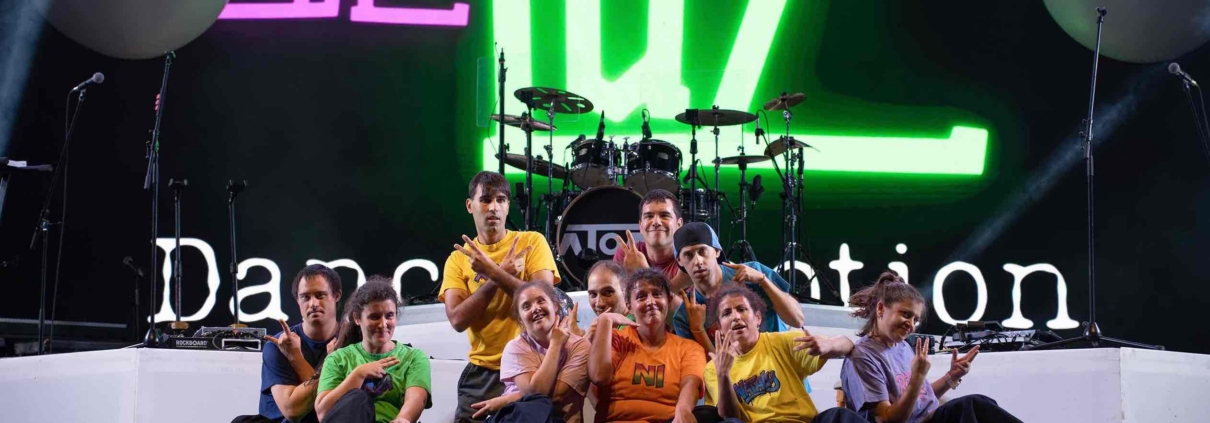 O grupo Ponto de Luz voltou a brilhar no palco da Feira de São Mateus!